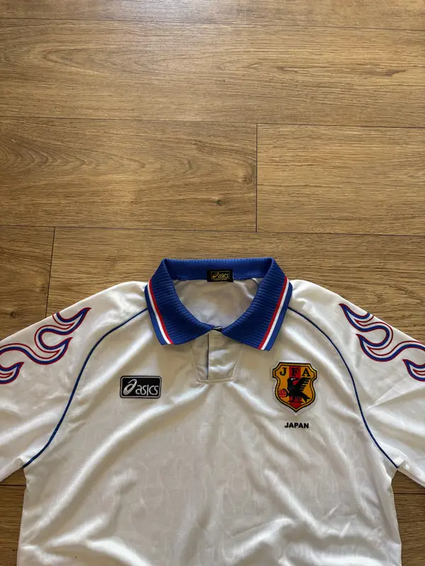 vintage Asics Japan football shirt
