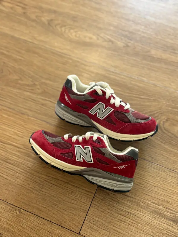 New Balance 990 Teddy Santis