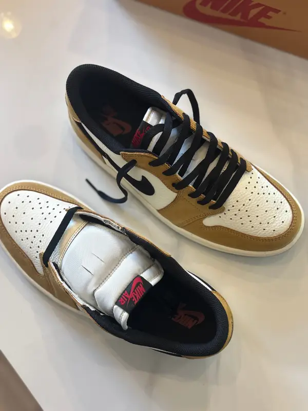 Jordan 1 low rookie of the year