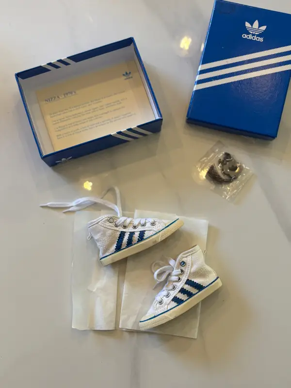 Adidas Adidas Nizza miniature collectible
