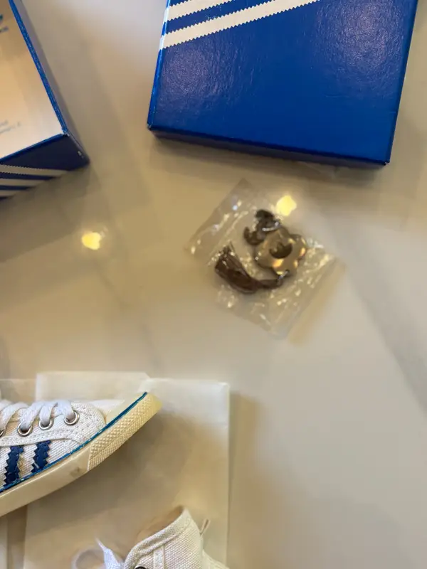 Adidas Nizza miniature collectible