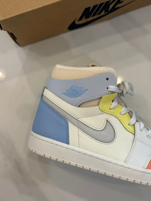 Air Jordan 1 high to my first coach