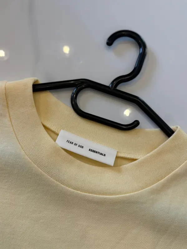 Fear of God Essentials 90s tee garden yellow