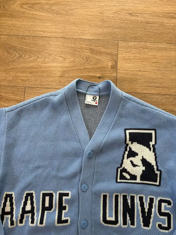 AAPE BY BAPE HEAVYWEIGHT UNIVERSITY CARDIGAN