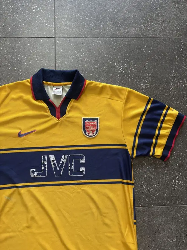 Yellow Arsenal Nike 1997/1999 Away Jersey - Medium