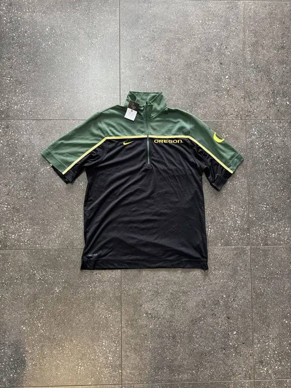 Nike Nike Oregon Green & Black Quarter Zip - Large
