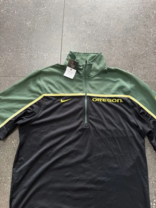 Nike Oregon Green & Black Quarter Zip - Large
