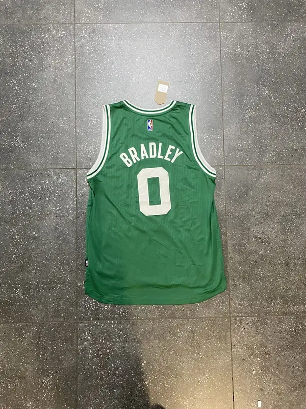 Green Adidas Boston Celtics NBA Jersey - Large