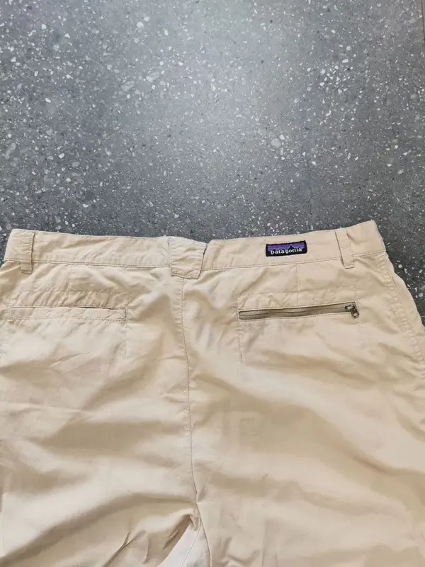 Vintage Tan Patagonia Hiking Pants - 36 (Large)