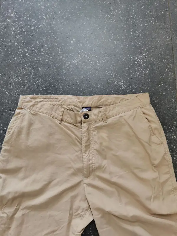Vintage Tan Patagonia Hiking Pants - 36 (Large)