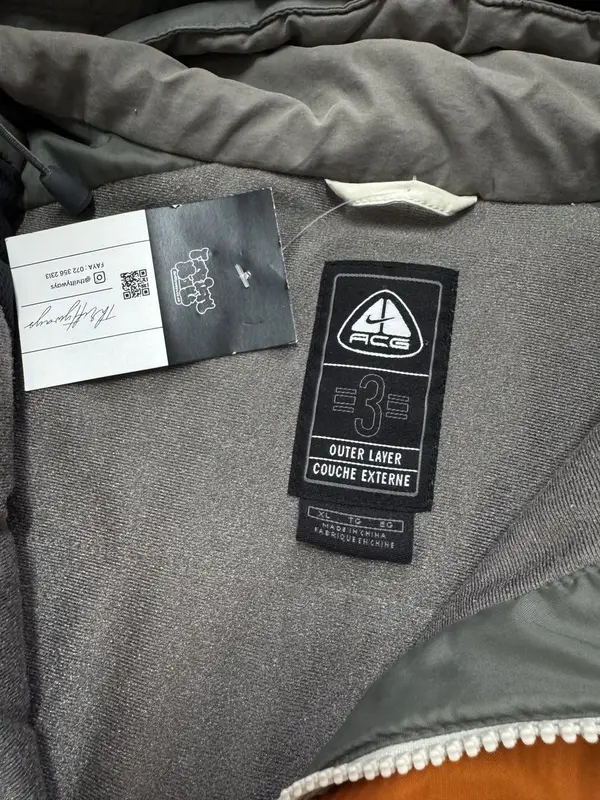 Vintage Light Grey, Orange & Cream Nike ACG Jacket - Extra Large