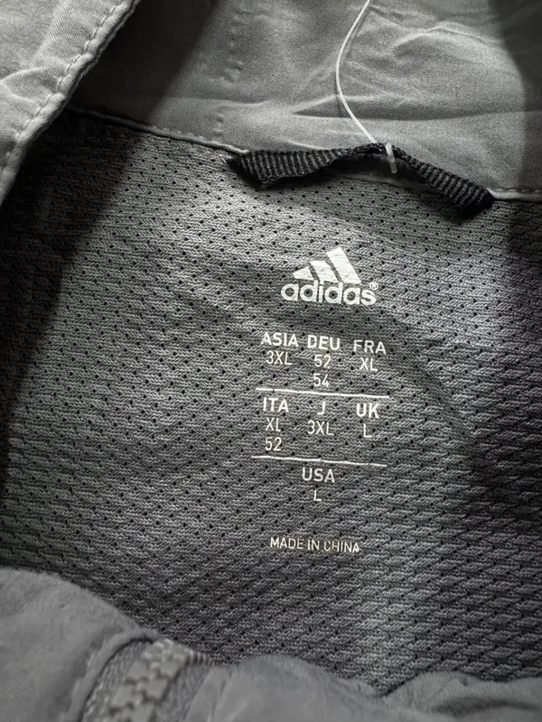 Vintage Grey Adidas Windbreaker - Large