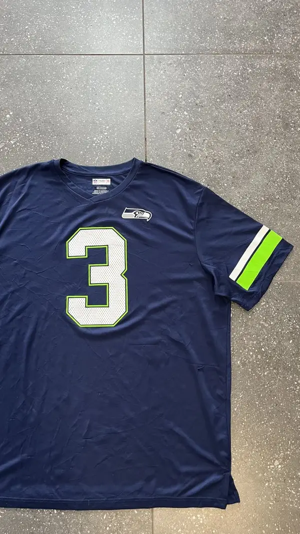 Vintage Navy, White & Green Seahawks NFL Football Jersey -