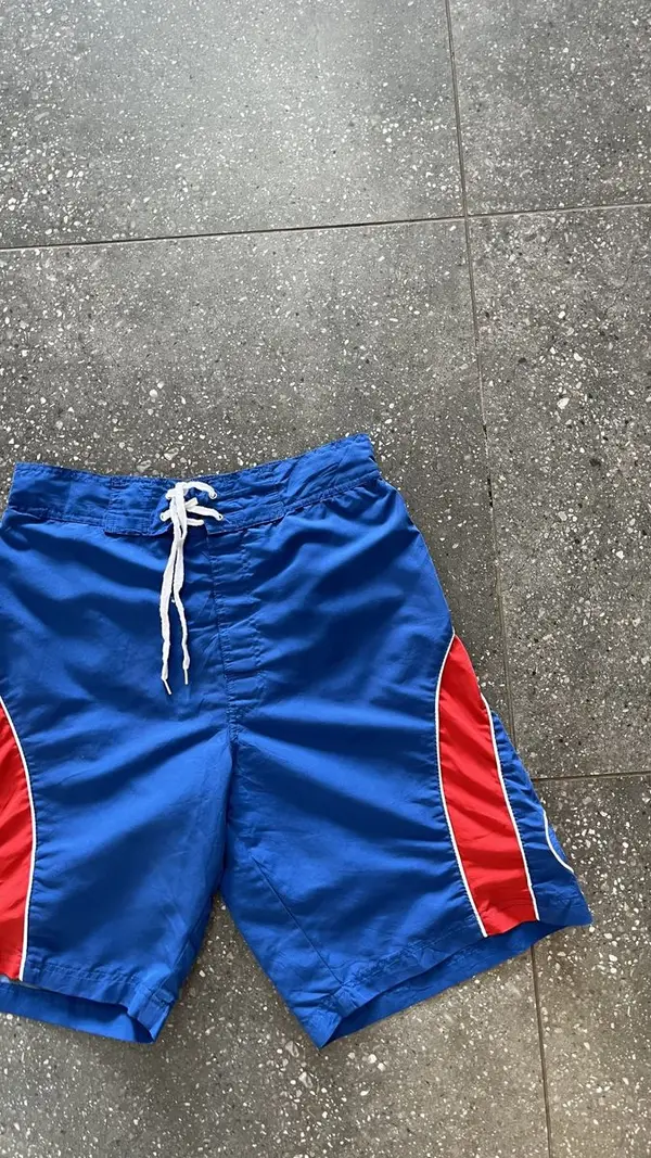 Vintage Red & Blue Chichago Cubs Swim Shorts - Large (38 x 40)