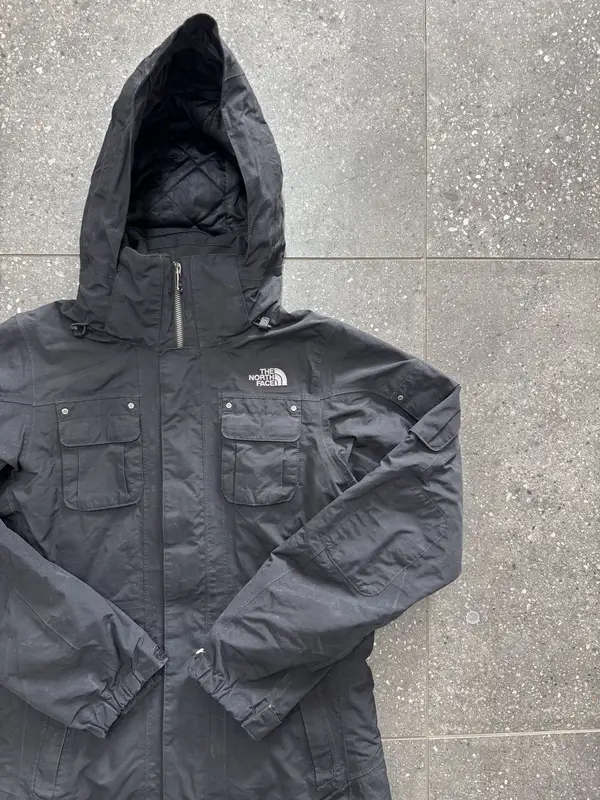 Vintage Womans Black Padded North Face Jacket - Small