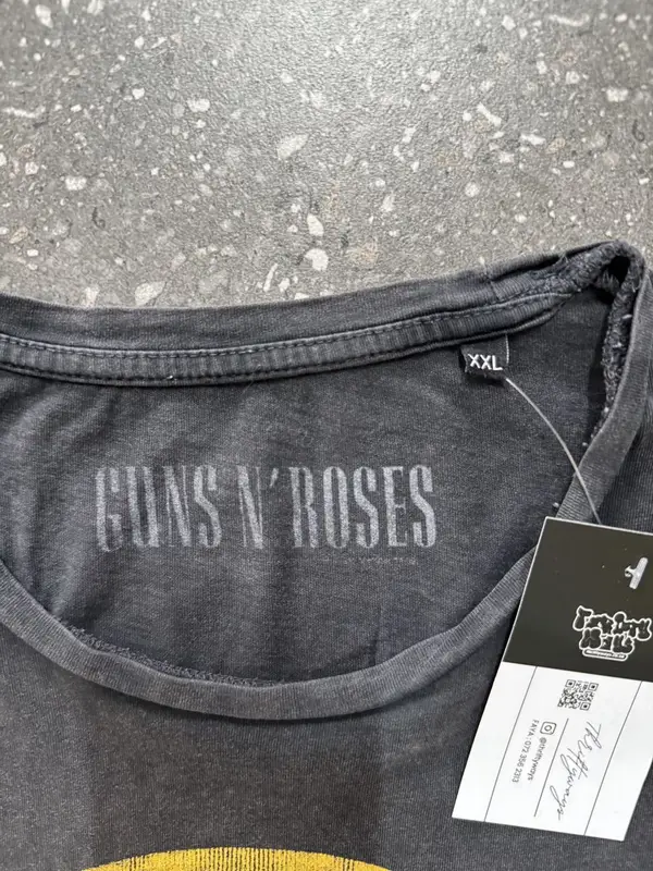 Vintage Washed Black Guns & Roses T-Shirt - Extra Extra Large