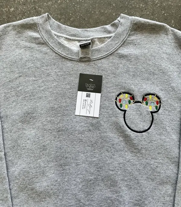 Grey Mickey Mouse Gildan Sweater - 2 Extra Large