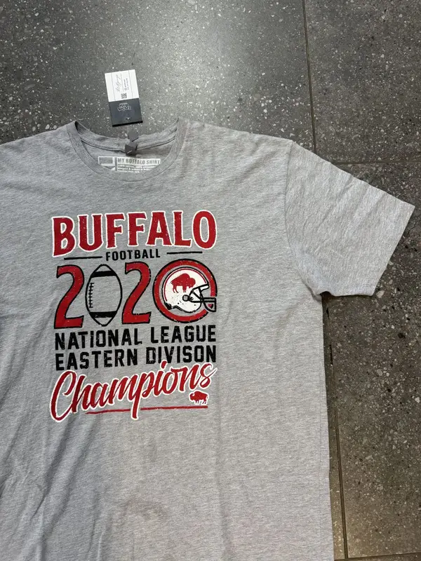 Buffalo Bills NFL T-Shirt - Extra Large