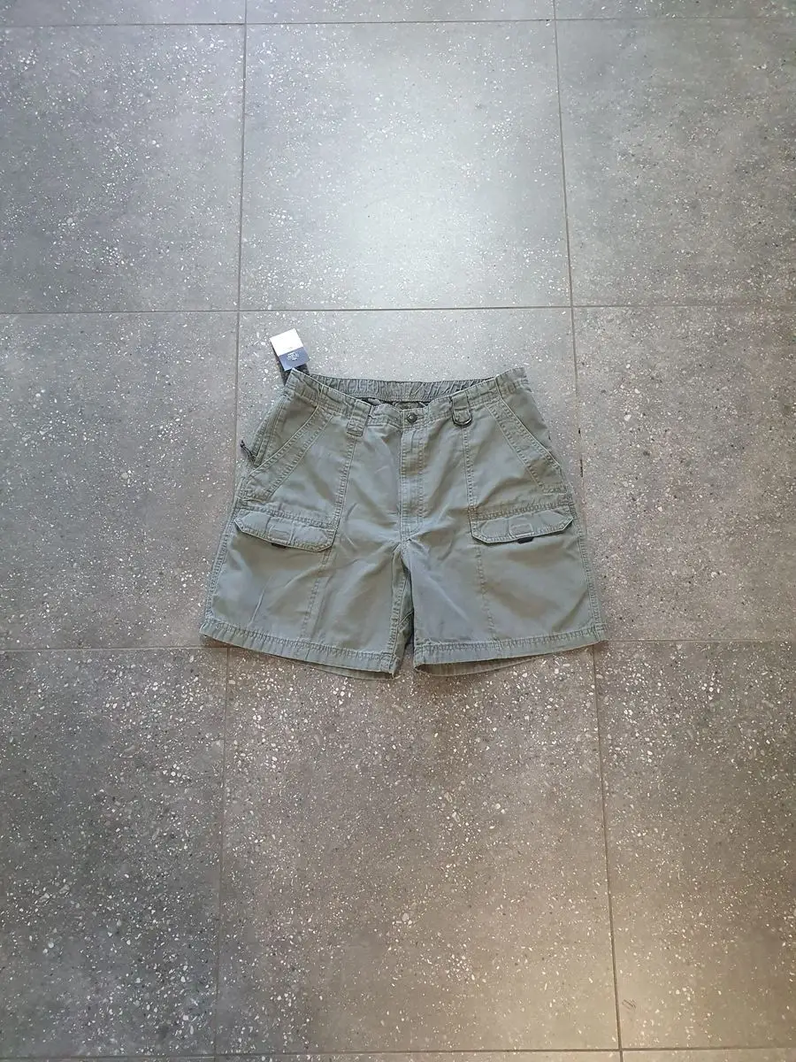  Vintage Grey Wrangler Cargo Shorts - (38) Extra Large