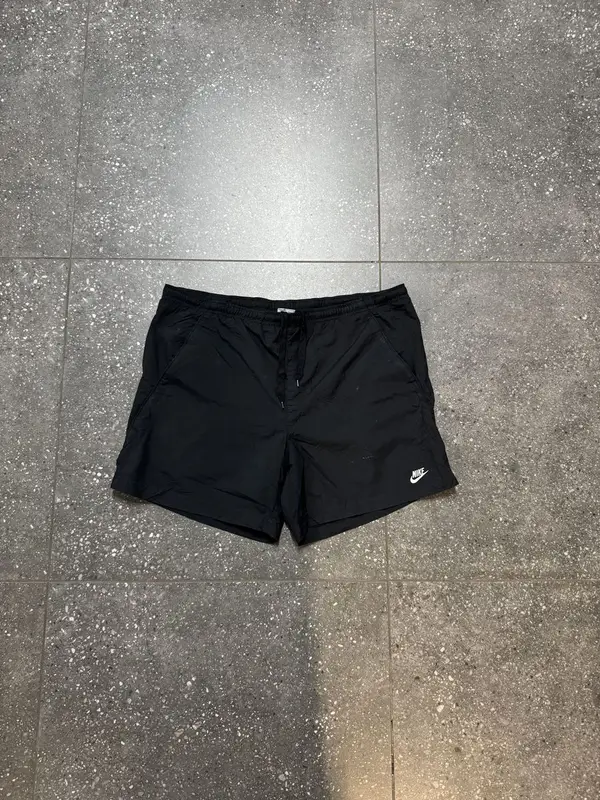 Nike Vintage Nike Shorts - Large (32 - 34)