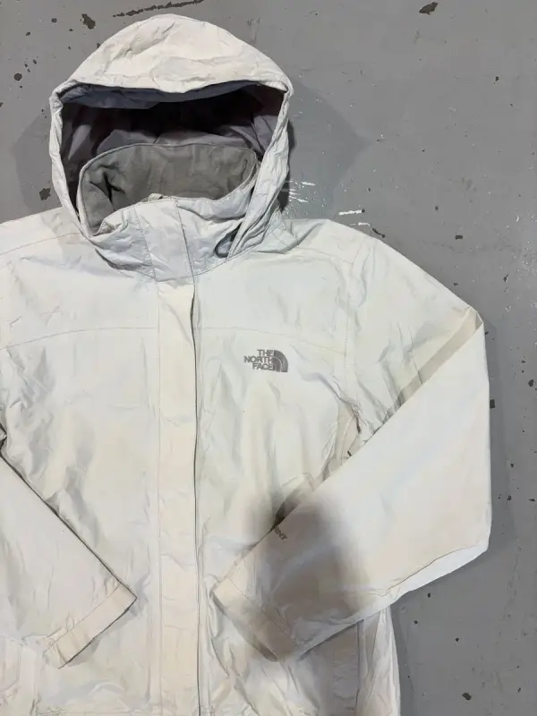 White The North Face Evolve II Triclimate Jacket - Medium