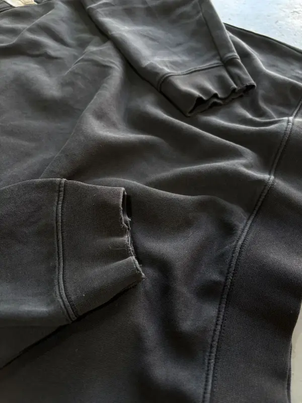 Vintage Black Nike Pullover Sweater - Large