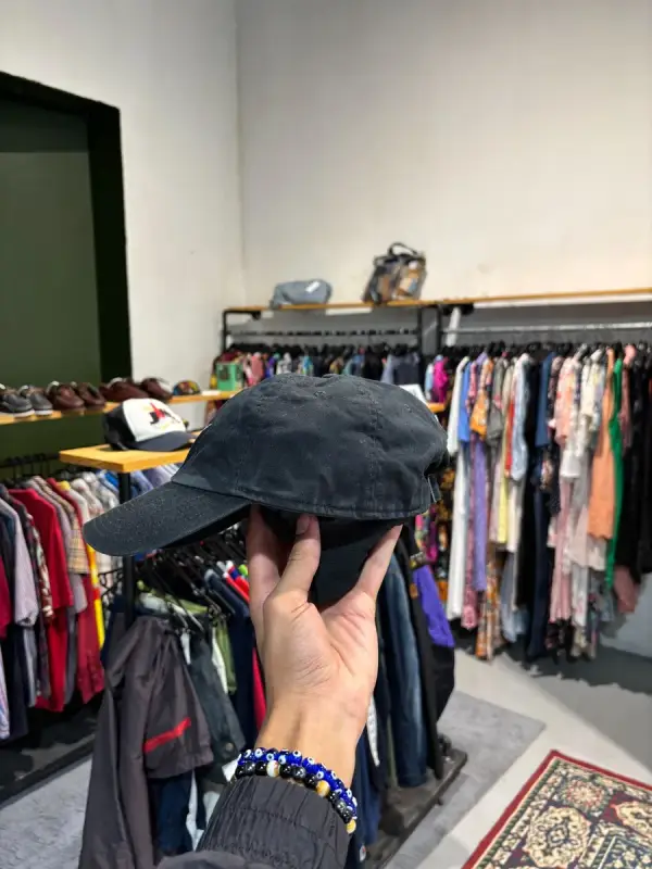 Vintage Black Nike Sportswear Heritage 86 Cap - OSFA