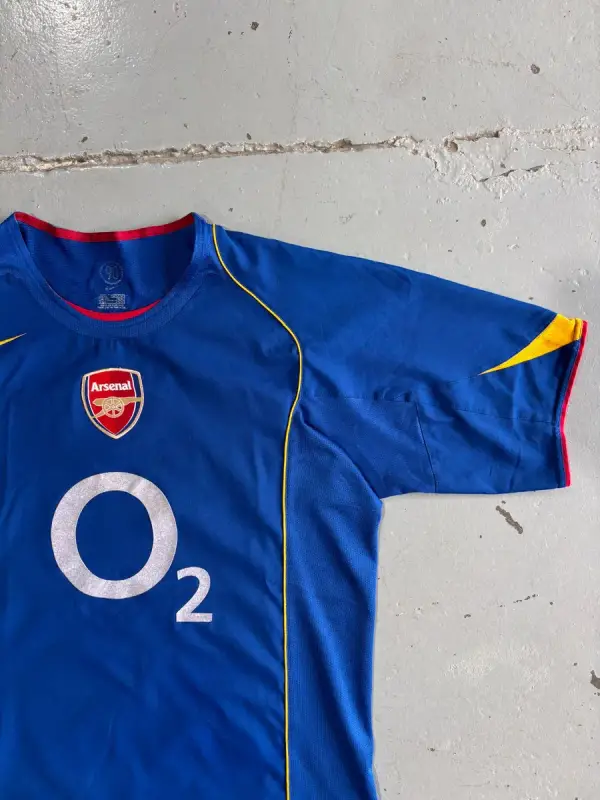 Vintage Blue Nike 04/05 Arsenal Away Jersey - Large
