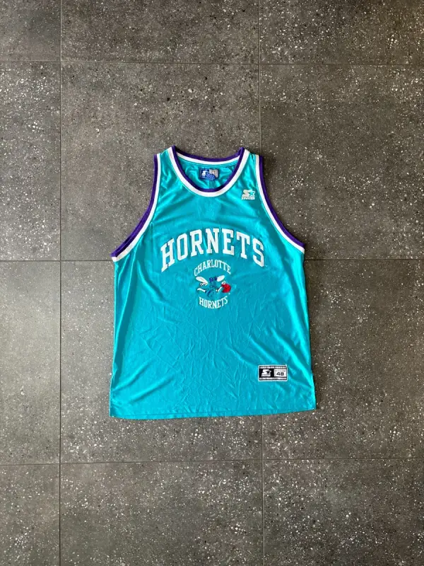 Starter Green Vintage Starter Charlotte Hornets Jersey - Large