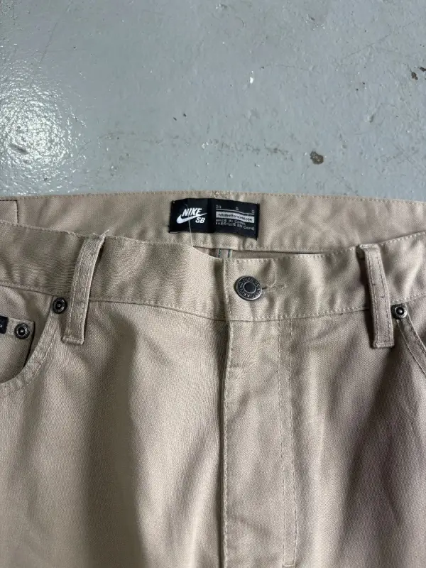Khaki Nike SB Trousers - 34