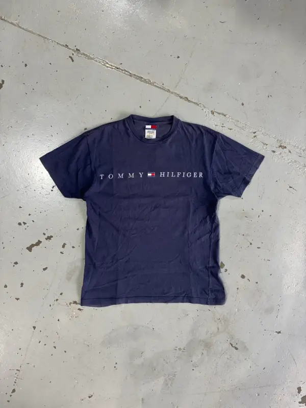 Tommy Hilfiger Vintage Navy Blue Tommy Hilfiger Crew Neck T-Shirt - Medium
