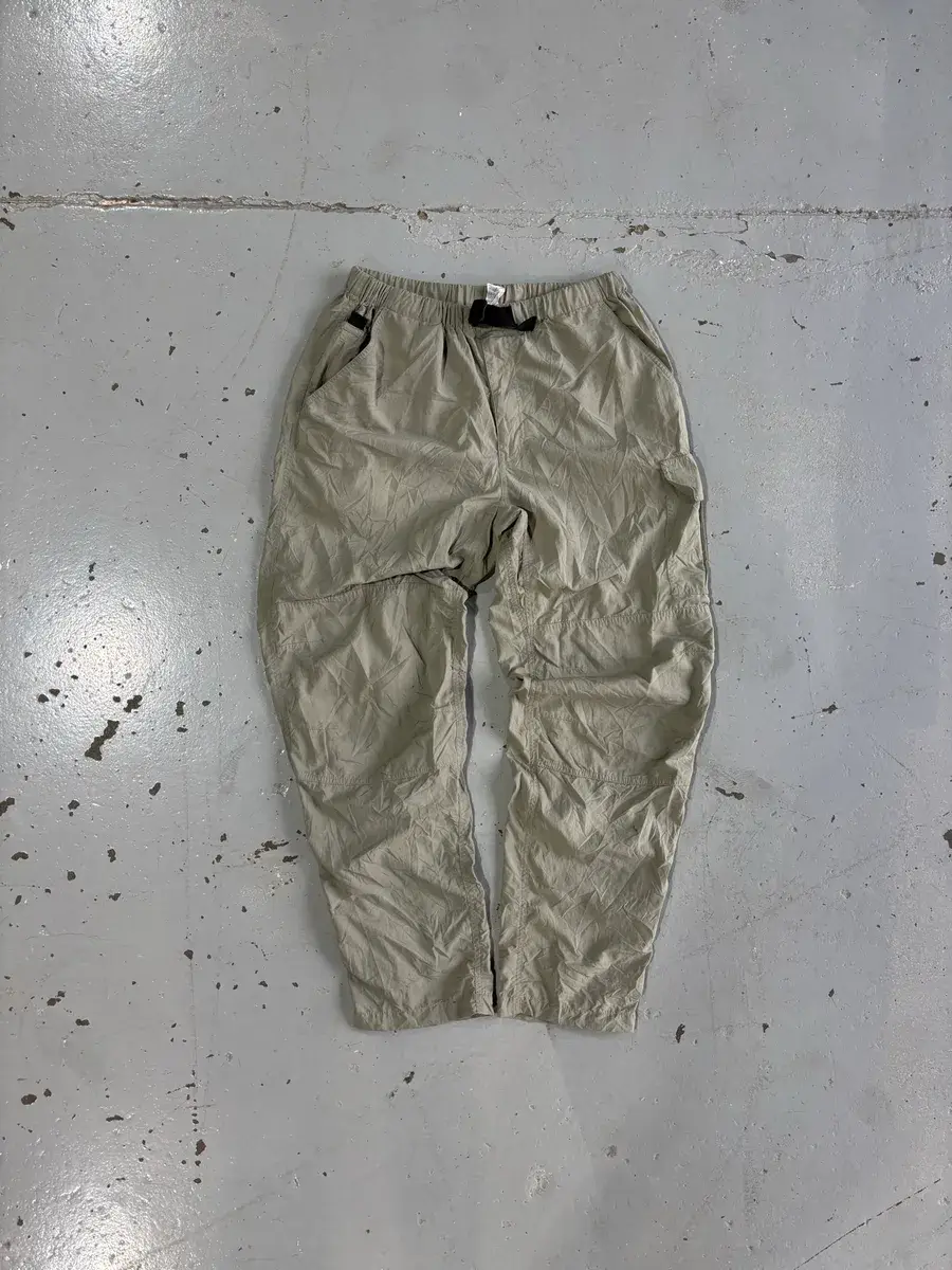 The North Face Beige The North Face Utility/Hiking Pants - Medium