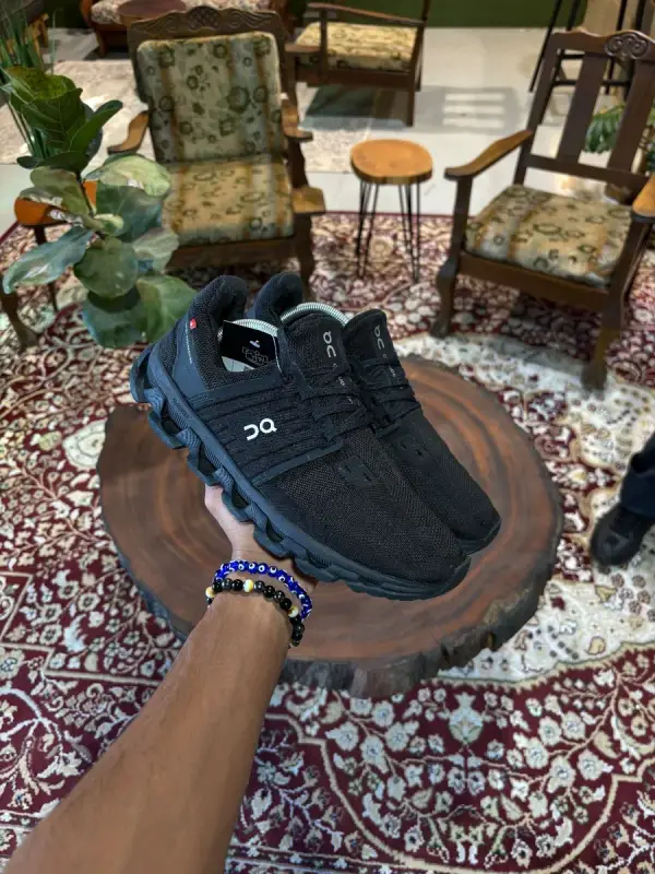  Black On Running Cloudswift 3 - UK10