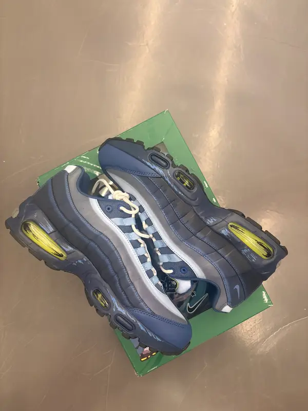 Nike Nike Air Max 95 Yugi-Oh