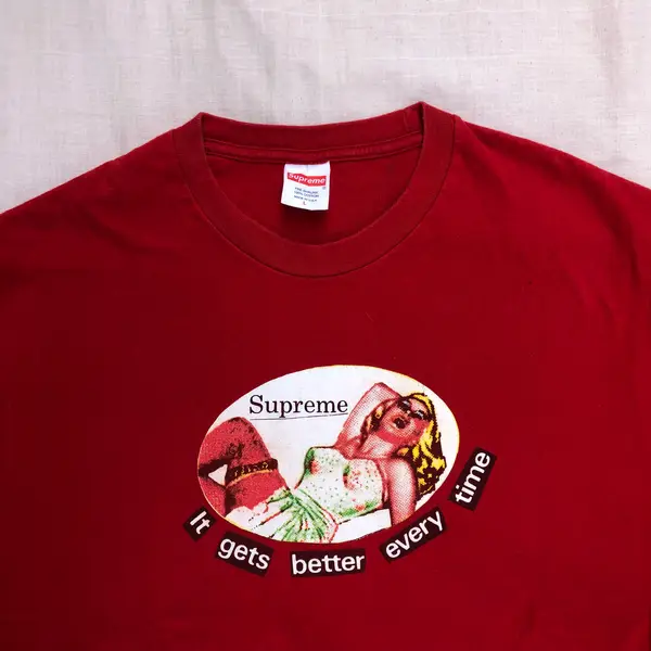 Supreme Supreme T-shirt