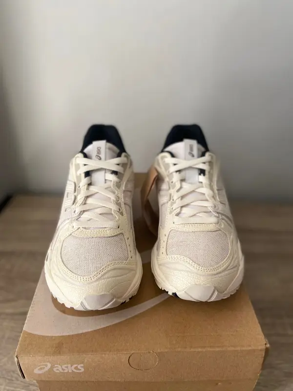 Asics Gel Kayano 14 UK5