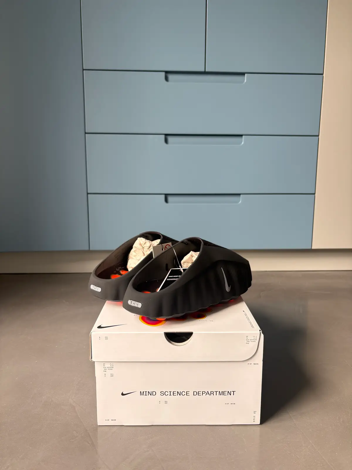Nike mind 001