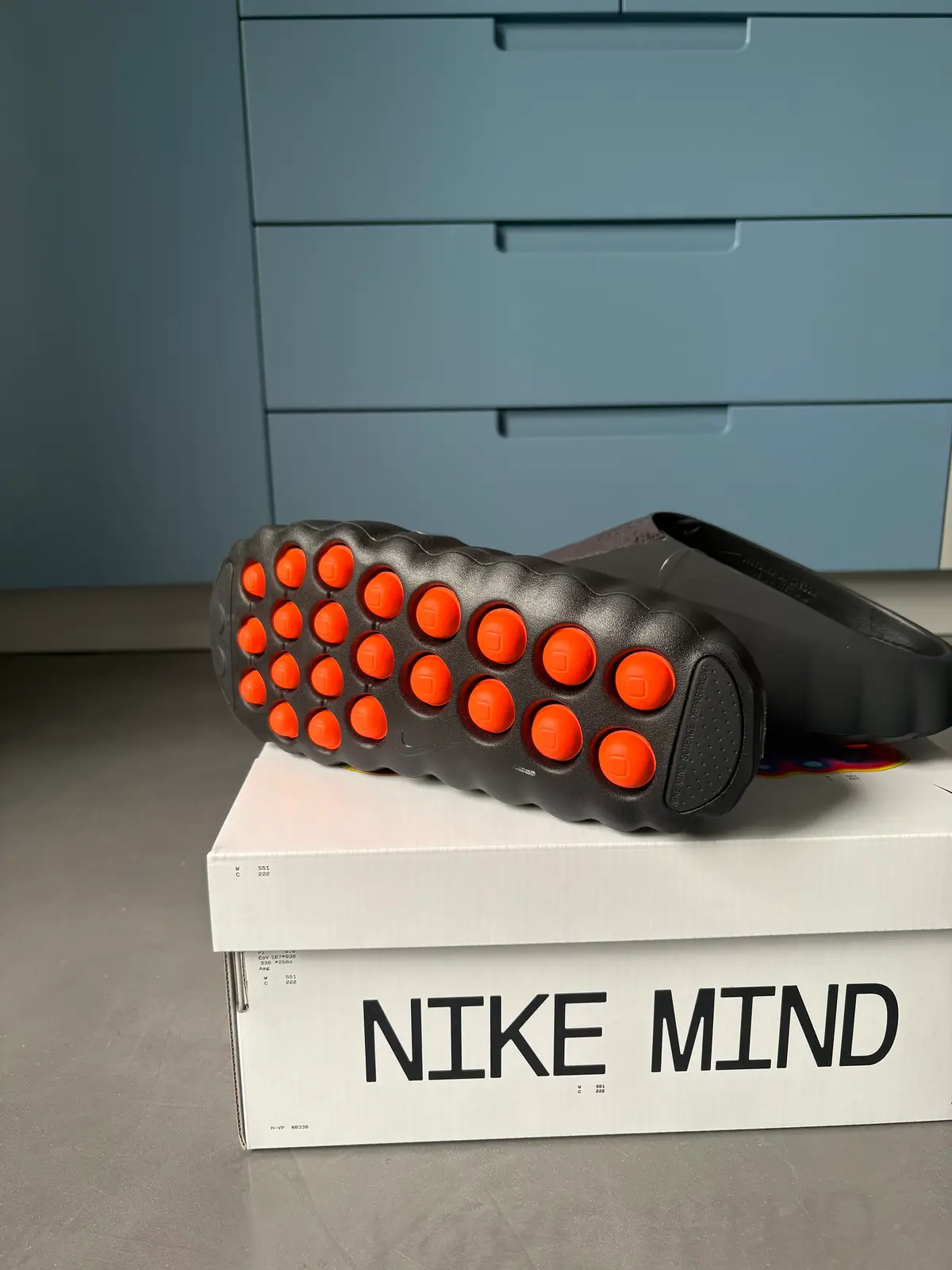 Nike mind 001