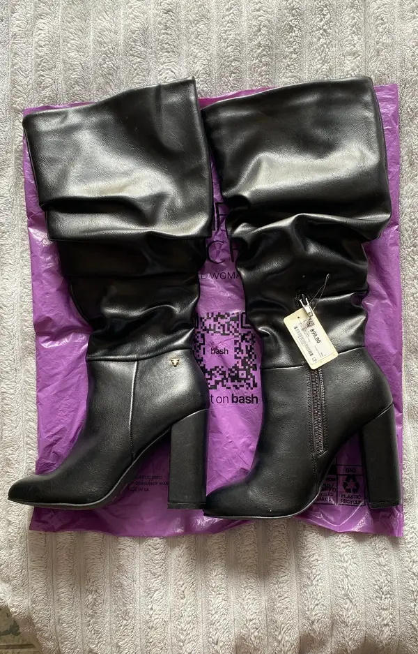 Foschini Black winter boots