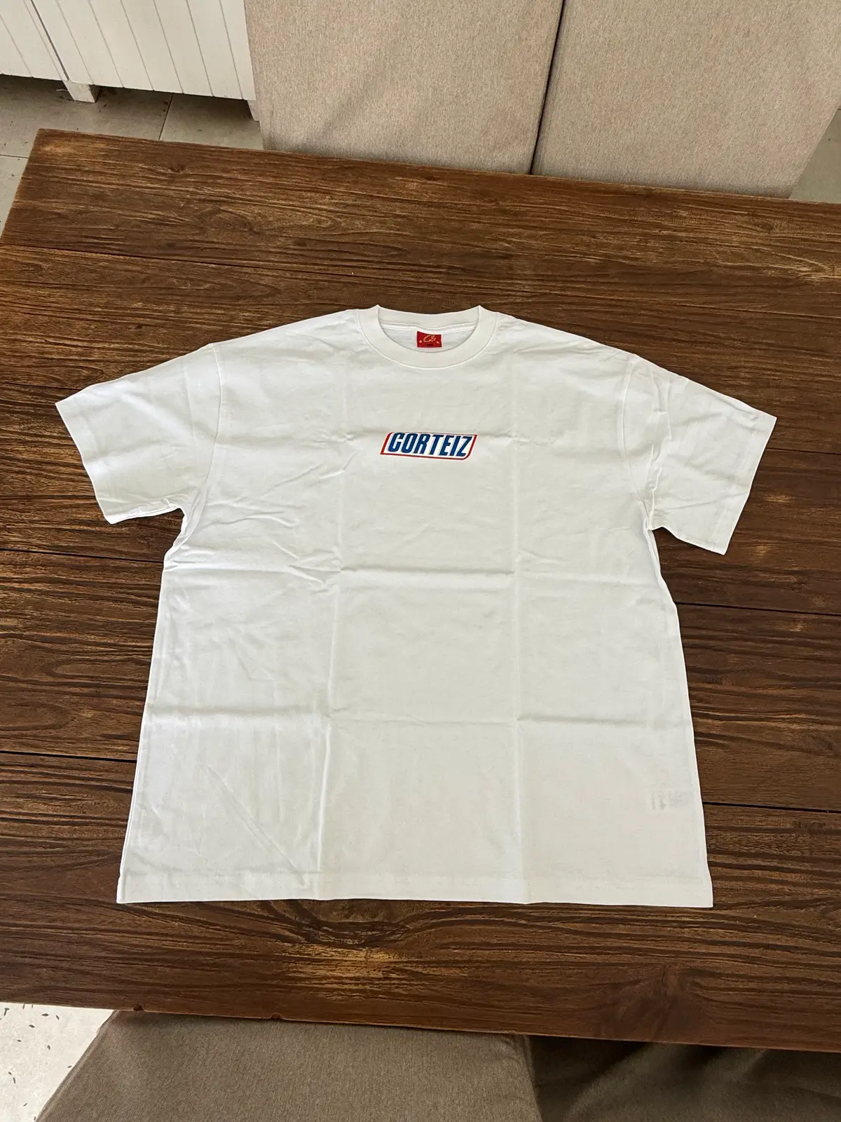 Corteiz Corteiz white snickers tshirt