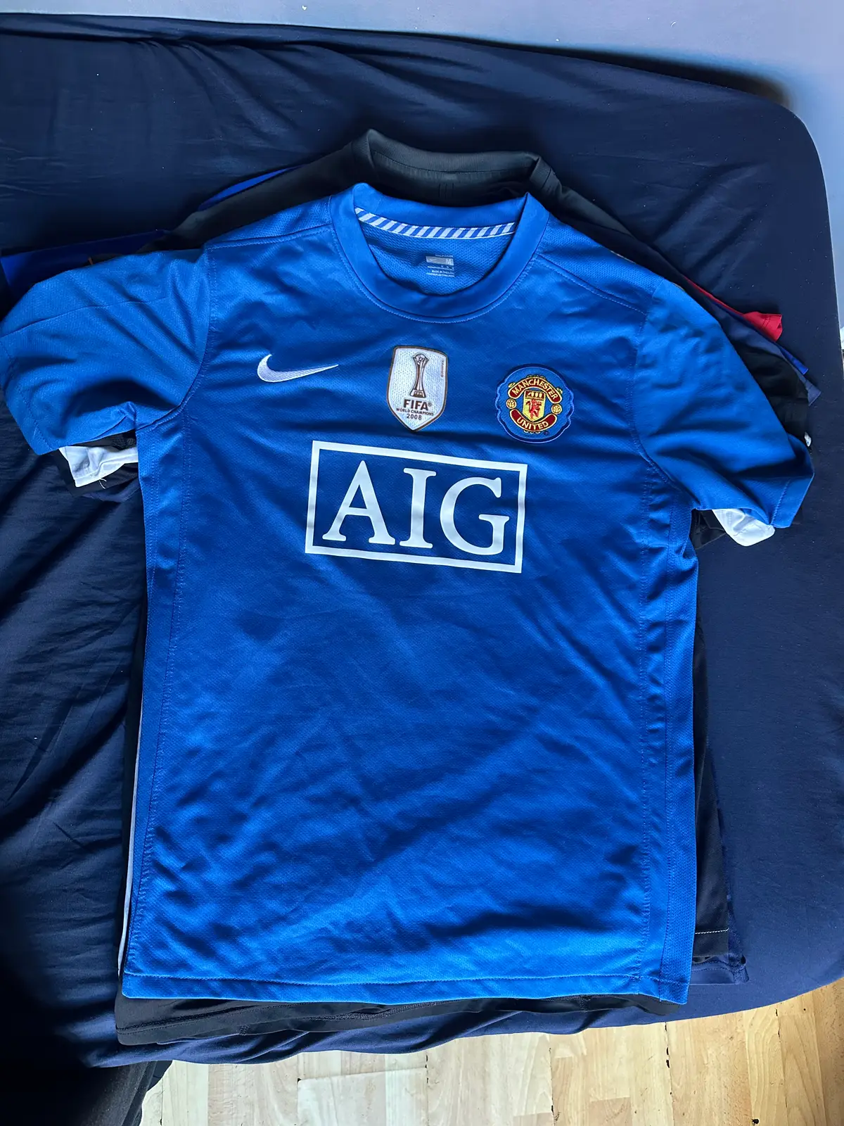 Nike Ronaldo 2008 away football kit UCL with badges