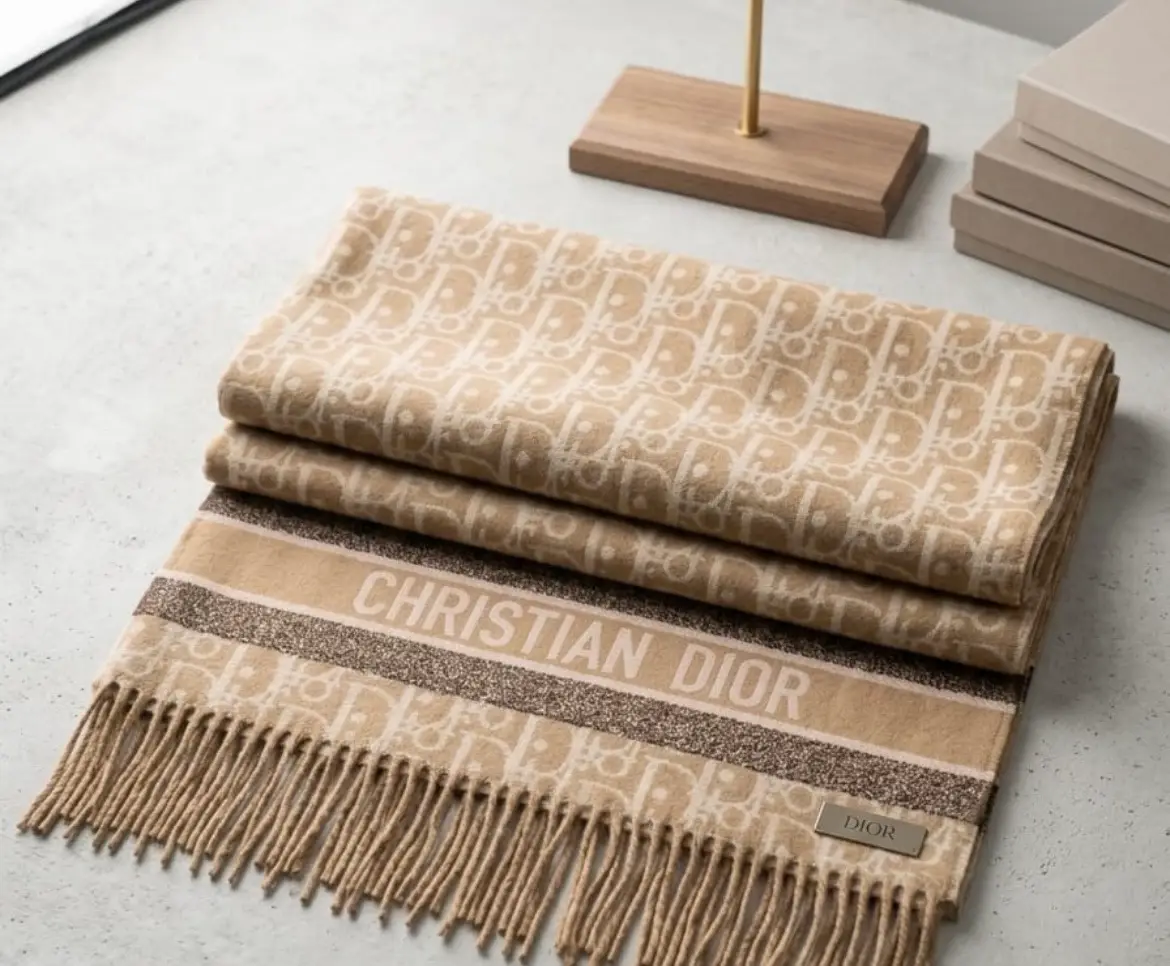 Christian Dior Christian Dior Scarf (AAA)