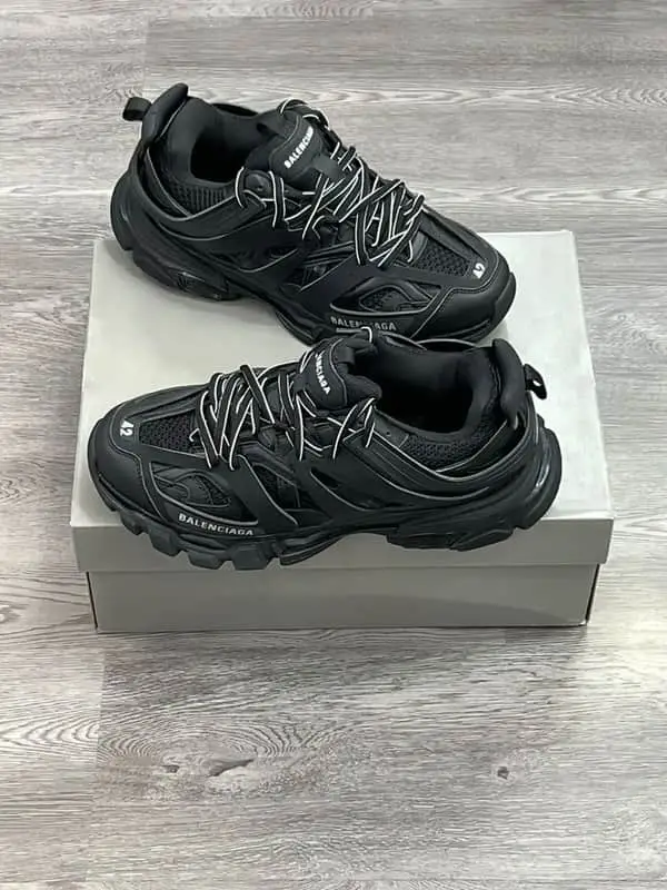 Balenciaga Black belenciaga tracks