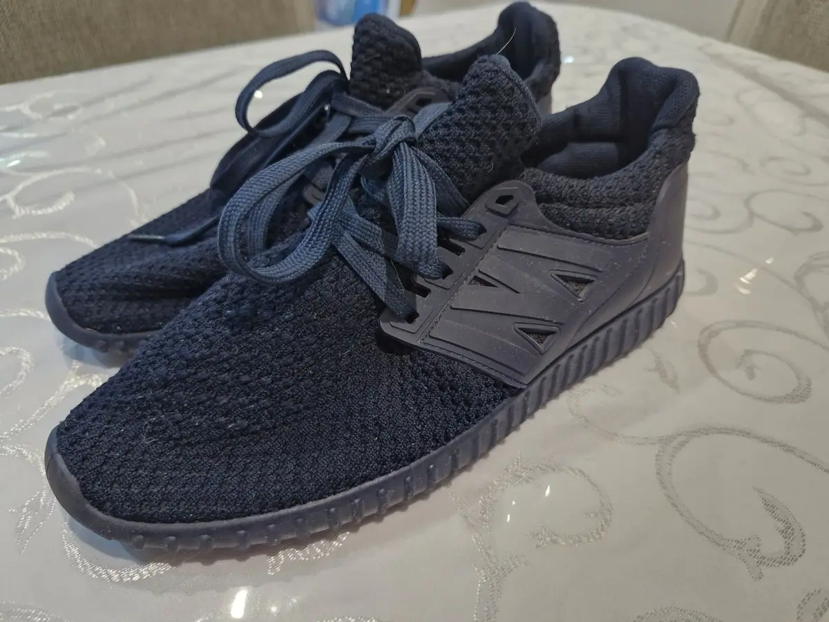Size UK 8