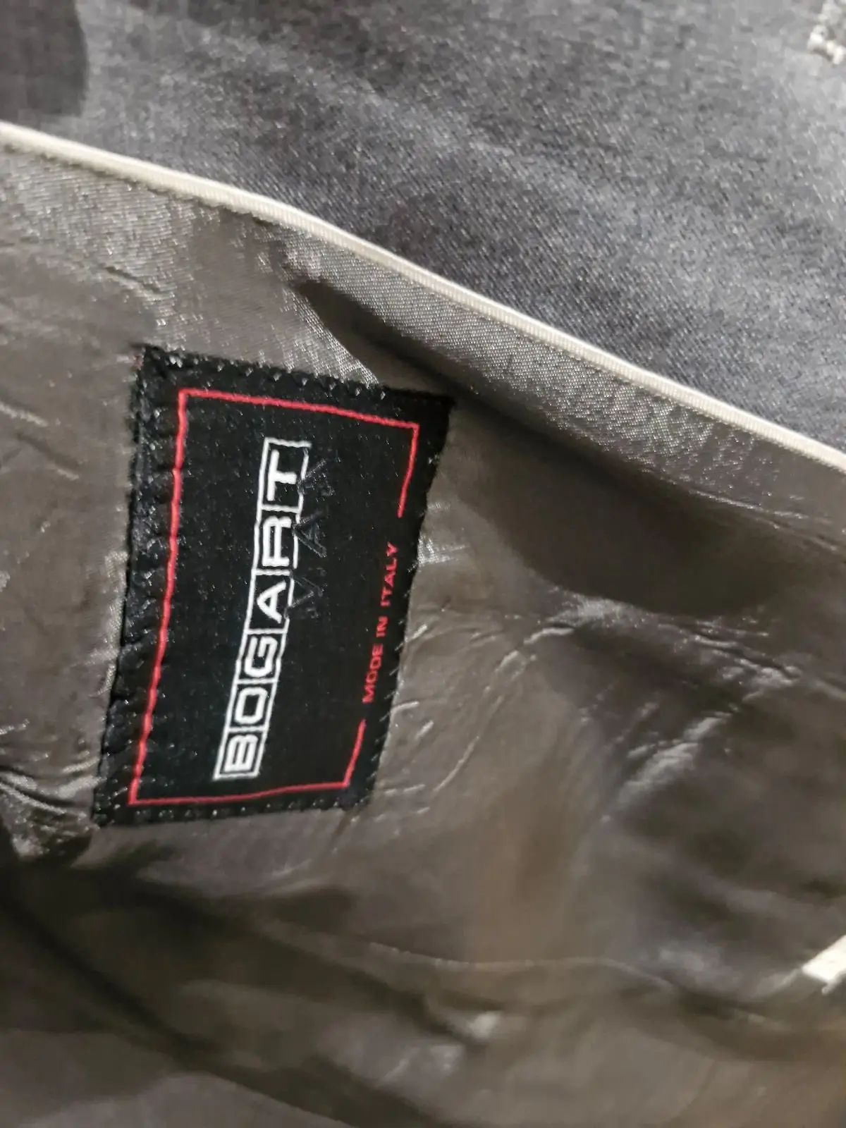 Bogart · Blazers for men · Size 48 — Authentic Bogart men's blazer in excellent condition !! take ad