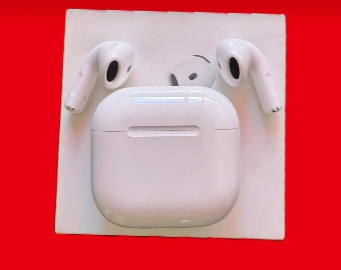 Apple AirPods 4 with noise cancellation