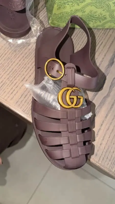 Gucci Gucci sandals size 37 and 40
