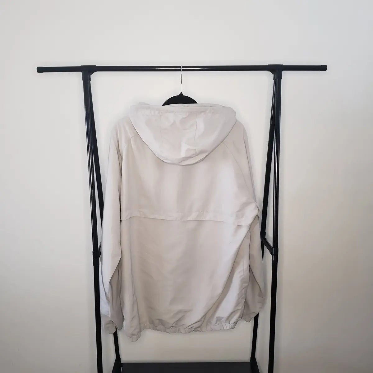 Identic Man Two-Tone Hooded Windbreaker