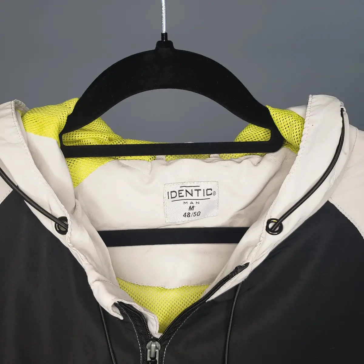 Identic Man Two-Tone Hooded Windbreaker