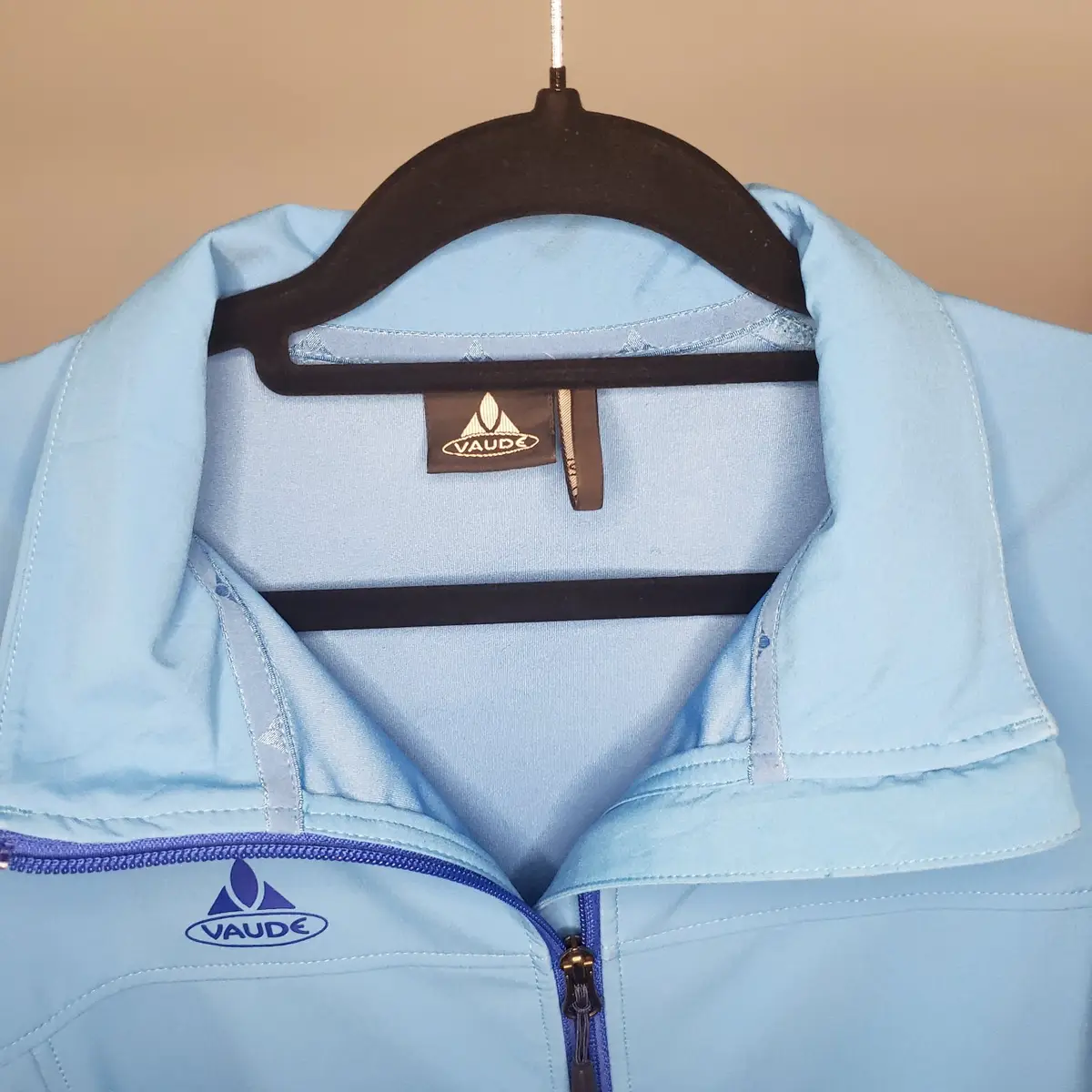 Vaude Light Blue Zip-Up Outdoor Jacket